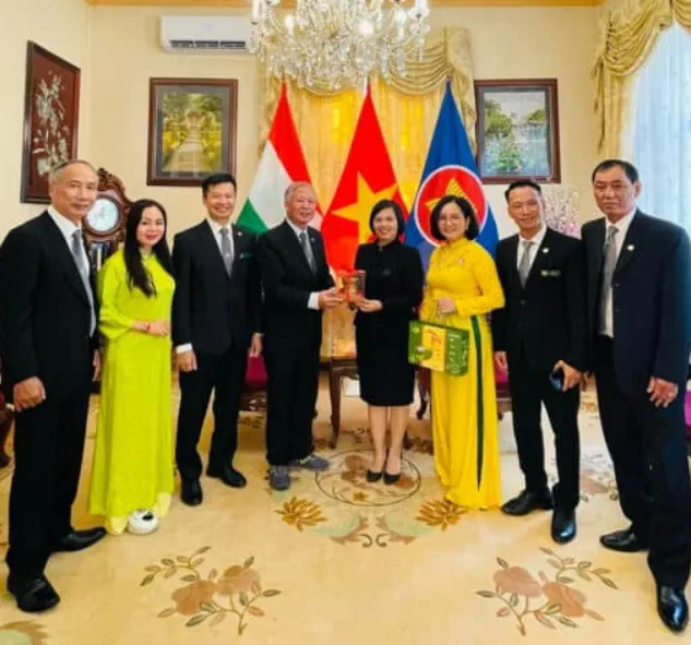 Đại sứ quán Việt nam tại Hungary