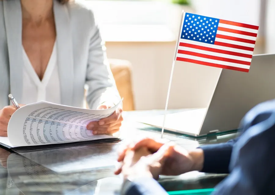 Phí xin visa Mỹ có thể tăng thêm 1000$ trong thời gian tới?