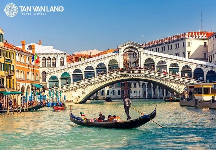 Tờ khai nhập cảnh Ý có cần nữa không? Cập nhật mới nhất